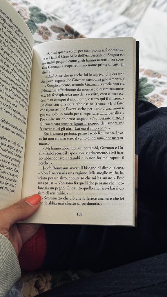"La donna dei fiori di carta": Carrisi tra intimità e mistero Desiree Mantovano