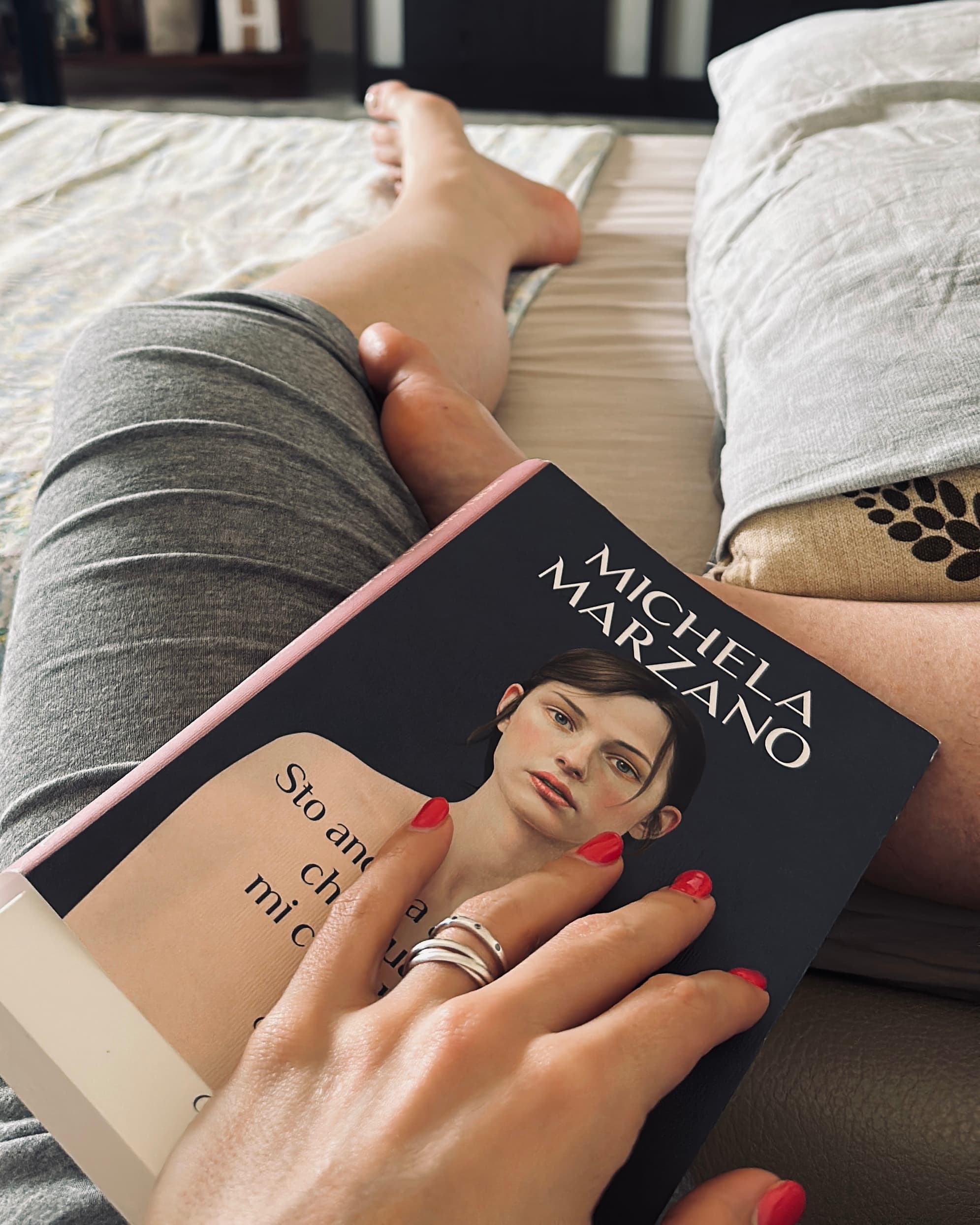 Sto ancora aspettando che qualcuno mi chieda scusa - recensione Desirèe Mantovano